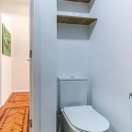 Portucale ! Olaias Design With Terrace Apartment