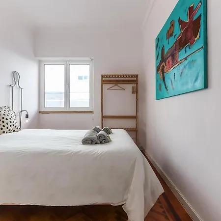 Appartement Portucale ! Olaias Design With Terrace Lissabon