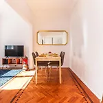 Portucale ! Olaias Design With Terrace Daire Lisboa